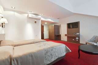 Отель Дрозды Клуб Ждановичи Улучшенный двухместный номер с 1 кроватью или 2 отдельными кроватями-3